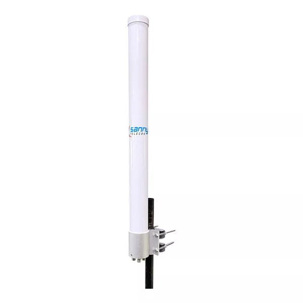 Antena Omnidireccional MIMO 4x4 en 5GHz, 17 dBi. Polarización Dual. Conectores N.